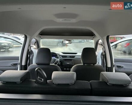 Білий Рено Експрес, об'ємом двигуна 1.46 л та пробігом 5 тис. км за 18499 $, фото 23 на Automoto.ua