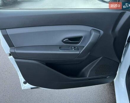 Білий Рено Експрес, об'ємом двигуна 1.46 л та пробігом 5 тис. км за 18499 $, фото 26 на Automoto.ua