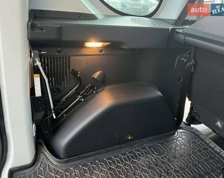 Білий Рено Експрес, об'ємом двигуна 1.46 л та пробігом 5 тис. км за 18499 $, фото 32 на Automoto.ua