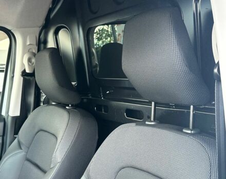 Белый Рено Экспресс, объемом двигателя 0 л и пробегом 0 тыс. км за 21780 $, фото 5 на Automoto.ua