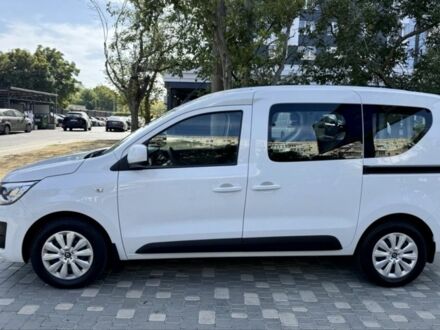 Белый Рено Экспресс, объемом двигателя 1.5 л и пробегом 80 тыс. км за 11300 $, фото 1 на Automoto.ua