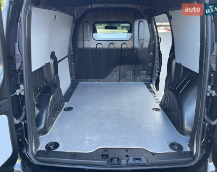 Чорний Рено Експрес, об'ємом двигуна 1.46 л та пробігом 45 тис. км за 14800 $, фото 24 на Automoto.ua