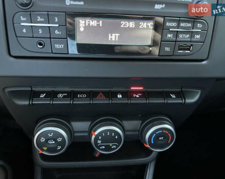 Чорний Рено Експрес, об'ємом двигуна 1.46 л та пробігом 45 тис. км за 14800 $, фото 45 на Automoto.ua