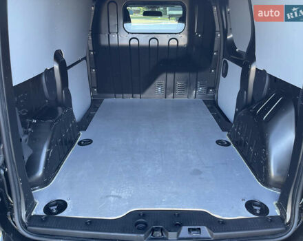 Чорний Рено Експрес, об'ємом двигуна 1.46 л та пробігом 45 тис. км за 14800 $, фото 25 на Automoto.ua