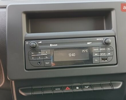 купить новое авто Рено Экспресс 2024 года от официального дилера Автосалон Renault на Хмельницького Рено фото