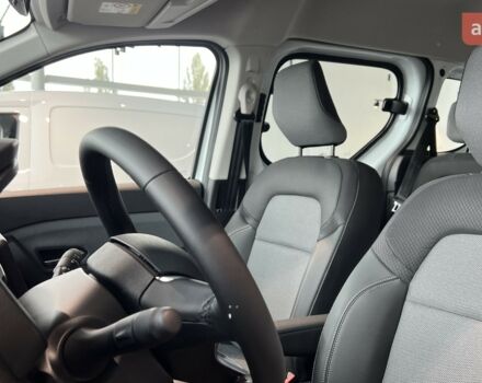 купить новое авто Рено Экспресс 2025 года от официального дилера Автоцентр AUTO.RIA Рено фото