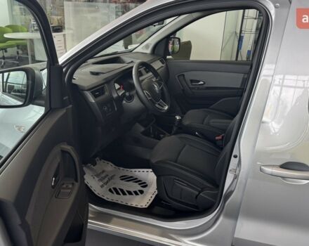 купить новое авто Рено Экспресс 2025 года от официального дилера Володя Рено фото