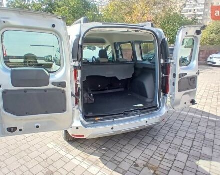 Рено Експрес, об'ємом двигуна 1.46 л та пробігом 0 тис. км за 25859 $, фото 5 на Automoto.ua