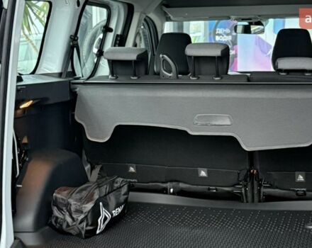 купити нове авто Рено Експрес 2025 року від офіційного дилера ООО«Торговий дім «Фаворит – Авто» Рено фото