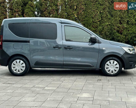 Серый Рено Экспресс, объемом двигателя 1.5 л и пробегом 102 тыс. км за 14500 $, фото 4 на Automoto.ua