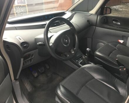 Сірий Рено Експрес, об'ємом двигуна 0 л та пробігом 200 тис. км за 5900 $, фото 2 на Automoto.ua