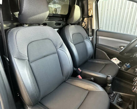 Серый Рено Экспресс, объемом двигателя 1.46 л и пробегом 148 тыс. км за 12200 $, фото 11 на Automoto.ua