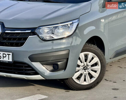 Серый Рено Экспресс, объемом двигателя 1.46 л и пробегом 28 тыс. км за 18999 $, фото 7 на Automoto.ua