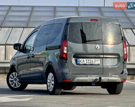 Серый Рено Экспресс, объемом двигателя 1.46 л и пробегом 28 тыс. км за 18999 $, фото 19 на Automoto.ua