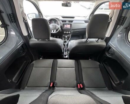 Серый Рено Экспресс, объемом двигателя 1.46 л и пробегом 28 тыс. км за 18999 $, фото 34 на Automoto.ua