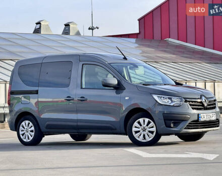 Серый Рено Экспресс, объемом двигателя 1.46 л и пробегом 28 тыс. км за 18999 $, фото 2 на Automoto.ua