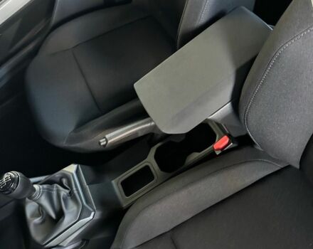 Серый Рено Экспресс, объемом двигателя 0 л и пробегом 0 тыс. км за 22204 $, фото 10 на Automoto.ua