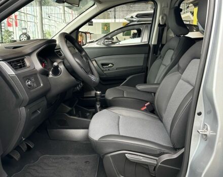 Серый Рено Экспресс, объемом двигателя 0 л и пробегом 0 тыс. км за 26162 $, фото 3 на Automoto.ua