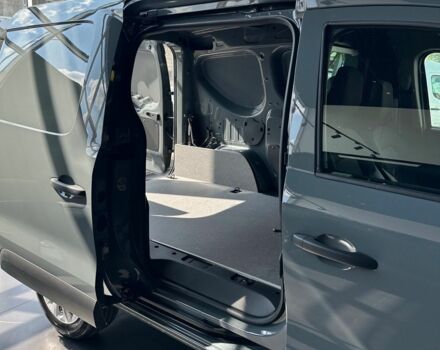 Серый Рено Экспресс, объемом двигателя 0 л и пробегом 0 тыс. км за 22204 $, фото 16 на Automoto.ua