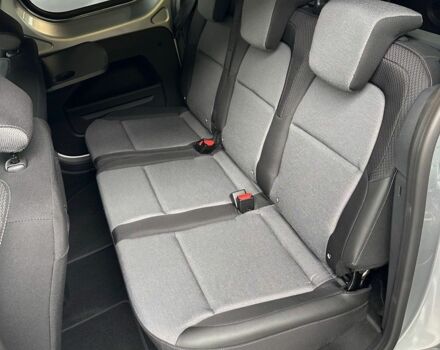 Серый Рено Экспресс, объемом двигателя 0 л и пробегом 0 тыс. км за 26162 $, фото 9 на Automoto.ua