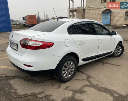 Белый Рено Флюенс, объемом двигателя 1.46 л и пробегом 295 тыс. км за 5600 $, фото 4 на Automoto.ua