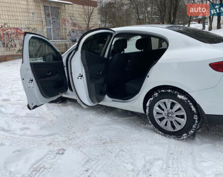Білий Рено Флюенс, об'ємом двигуна 1.46 л та пробігом 295 тис. км за 5300 $, фото 10 на Automoto.ua