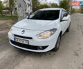 Белый Рено Флюенс, объемом двигателя 1.5 л и пробегом 290 тыс. км за 5400 $, фото 1 на Automoto.ua