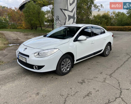 Белый Рено Флюенс, объемом двигателя 1.46 л и пробегом 292 тыс. км за 5350 $, фото 2 на Automoto.ua