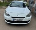 Белый Рено Флюенс, объемом двигателя 1.6 л и пробегом 154 тыс. км за 6100 $, фото 1 на Automoto.ua