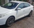 Белый Рено Флюенс, объемом двигателя 2 л и пробегом 190 тыс. км за 5500 $, фото 1 на Automoto.ua