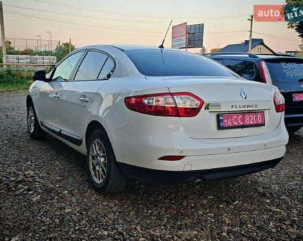 Белый Рено Флюенс, объемом двигателя 1.6 л и пробегом 242 тыс. км за 6100 $, фото 5 на Automoto.ua