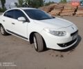 Белый Рено Флюенс, объемом двигателя 1.6 л и пробегом 287 тыс. км за 6200 $, фото 9 на Automoto.ua