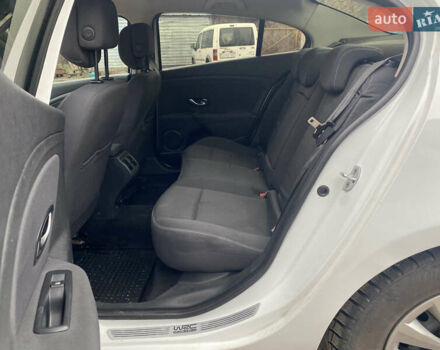 Белый Рено Флюенс, объемом двигателя 1.46 л и пробегом 295 тыс. км за 5600 $, фото 8 на Automoto.ua