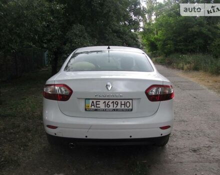 Белый Рено Флюенс, объемом двигателя 1.6 л и пробегом 52 тыс. км за 7300 $, фото 1 на Automoto.ua