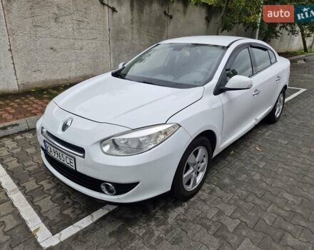 Белый Рено Флюенс, объемом двигателя 2 л и пробегом 163 тыс. км за 4200 $, фото 7 на Automoto.ua