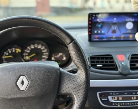 Білий Рено Флюенс, об'ємом двигуна 1.5 л та пробігом 220 тис. км за 7457 $, фото 9 на Automoto.ua