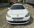 Белый Рено Флюенс, объемом двигателя 1.6 л и пробегом 328 тыс. км за 5500 $, фото 1 на Automoto.ua