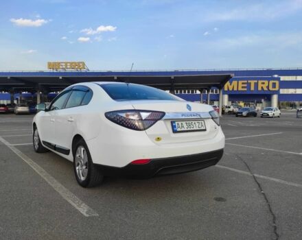 Белый Рено Флюенс, объемом двигателя 0 л и пробегом 110 тыс. км за 4300 $, фото 4 на Automoto.ua