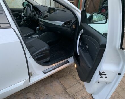 Белый Рено Флюенс, объемом двигателя 0 л и пробегом 90 тыс. км за 3900 $, фото 10 на Automoto.ua