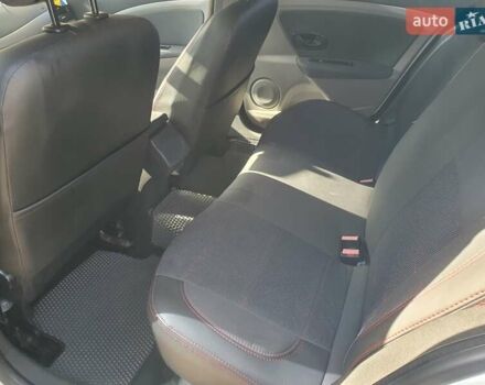 Белый Рено Флюенс, объемом двигателя 1.6 л и пробегом 263 тыс. км за 6200 $, фото 6 на Automoto.ua