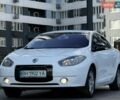 Білий Рено Флюенс, об'ємом двигуна 0 л та пробігом 151 тис. км за 5999 $, фото 2 на Automoto.ua