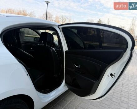 Білий Рено Флюенс, об'ємом двигуна 0 л та пробігом 151 тис. км за 5999 $, фото 63 на Automoto.ua