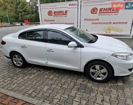 Белый Рено Флюенс, объемом двигателя 2 л и пробегом 163 тыс. км за 4200 $, фото 9 на Automoto.ua