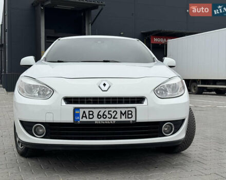 Білий Рено Флюенс, об'ємом двигуна 1.46 л та пробігом 250 тис. км за 6350 $, фото 2 на Automoto.ua