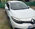 Белый Рено Флюенс, объемом двигателя 1.5 л и пробегом 259 тыс. км за 5600 $, фото 6 на Automoto.ua