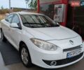Белый Рено Флюенс, объемом двигателя 2 л и пробегом 167 тыс. км за 5300 $, фото 2 на Automoto.ua