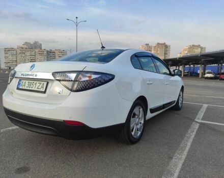 Белый Рено Флюенс, объемом двигателя 0 л и пробегом 110 тыс. км за 4300 $, фото 3 на Automoto.ua