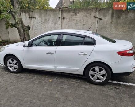 Белый Рено Флюенс, объемом двигателя 2 л и пробегом 163 тыс. км за 4200 $, фото 5 на Automoto.ua