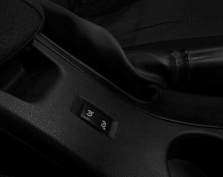 Белый Рено Флюенс, объемом двигателя 1.6 л и пробегом 220 тыс. км за 5100 $, фото 16 на Automoto.ua