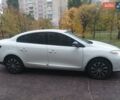 Белый Рено Флюенс, объемом двигателя 1.6 л и пробегом 368 тыс. км за 6000 $, фото 9 на Automoto.ua
